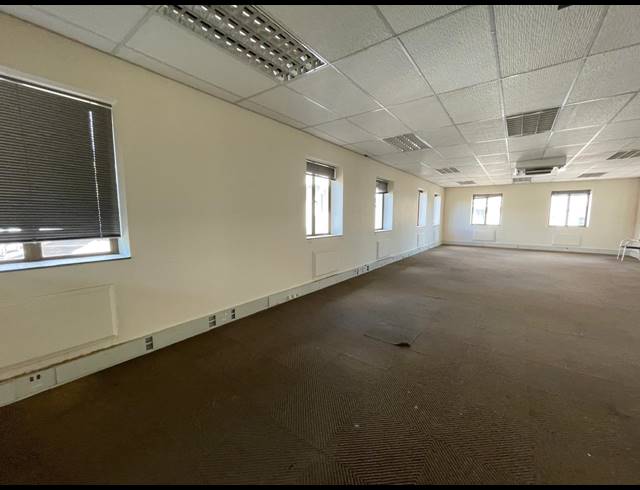 400M² OFFICE TO LET IN RIVONIA